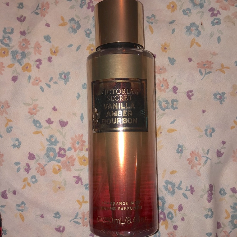 Victorias Secret vanilla amber bourbon fragrance mist